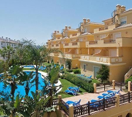 Apartamentos Vista Real Alcaidesa Dış mekan fotoğraf